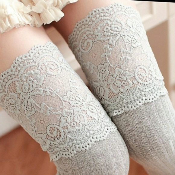 Not Rated Accessories - 🥀NWT CABLE KNIT & LACE THIGH HIGH SOCKS